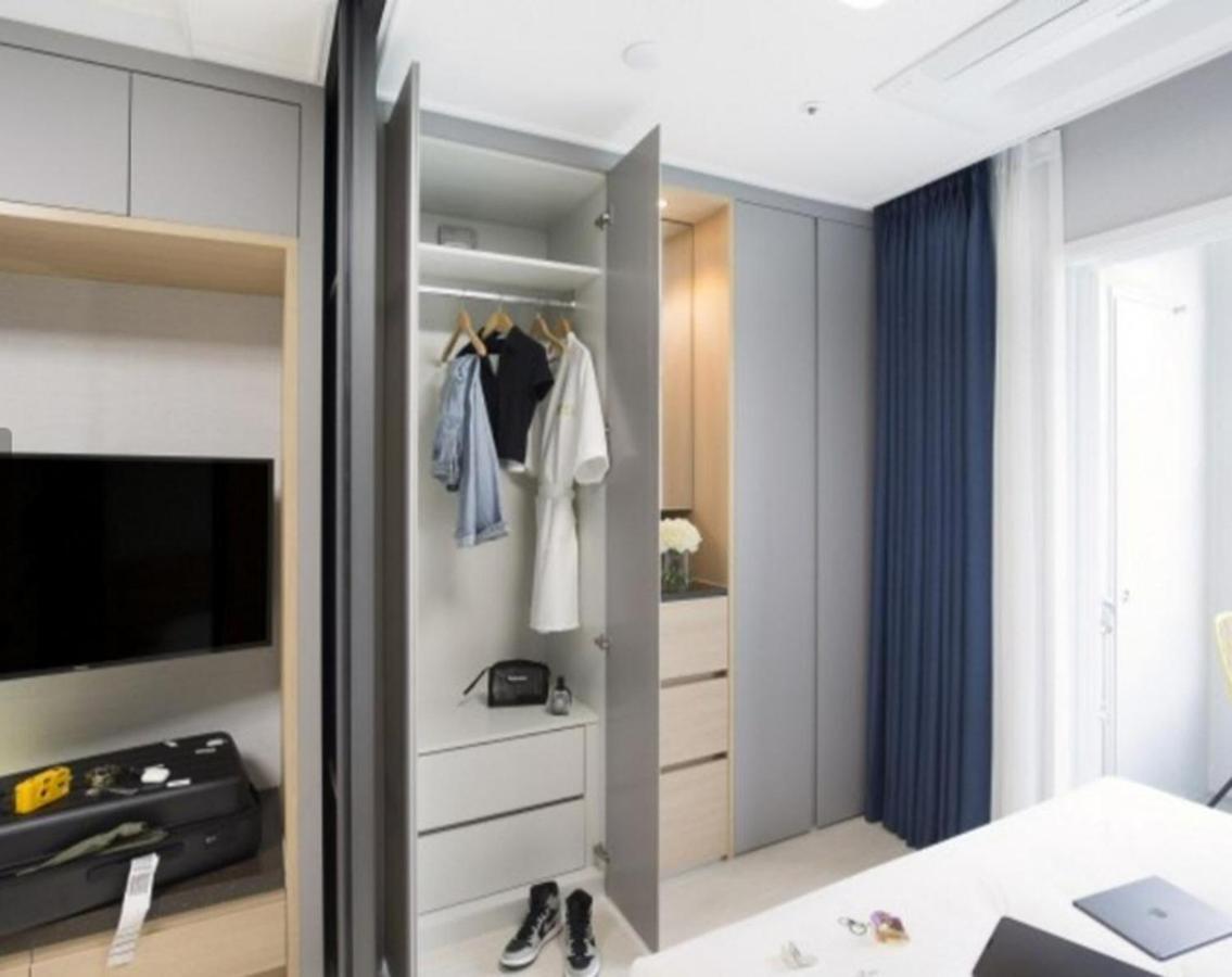 Yeosu Hotel First City Eksteriør billede