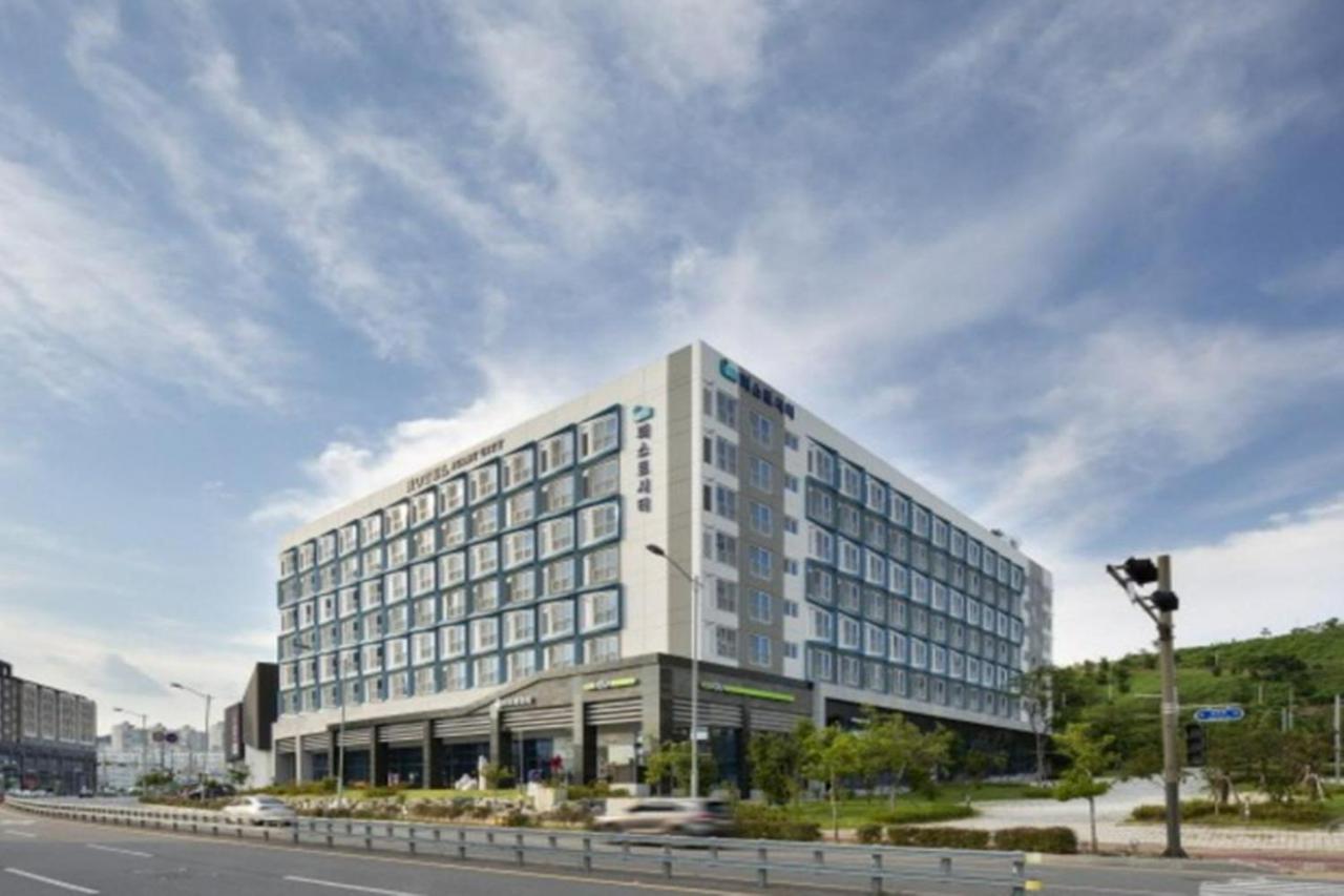Yeosu Hotel First City Eksteriør billede