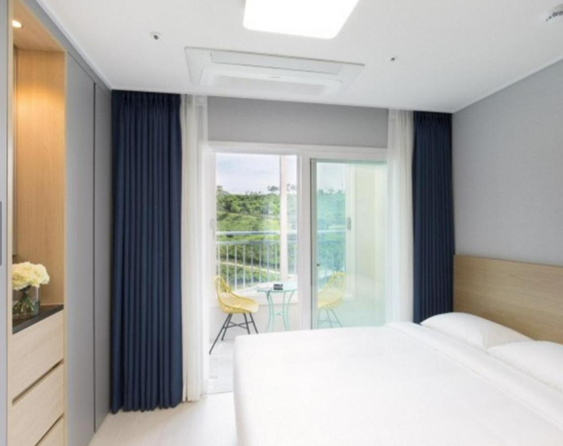 Yeosu Hotel First City Eksteriør billede