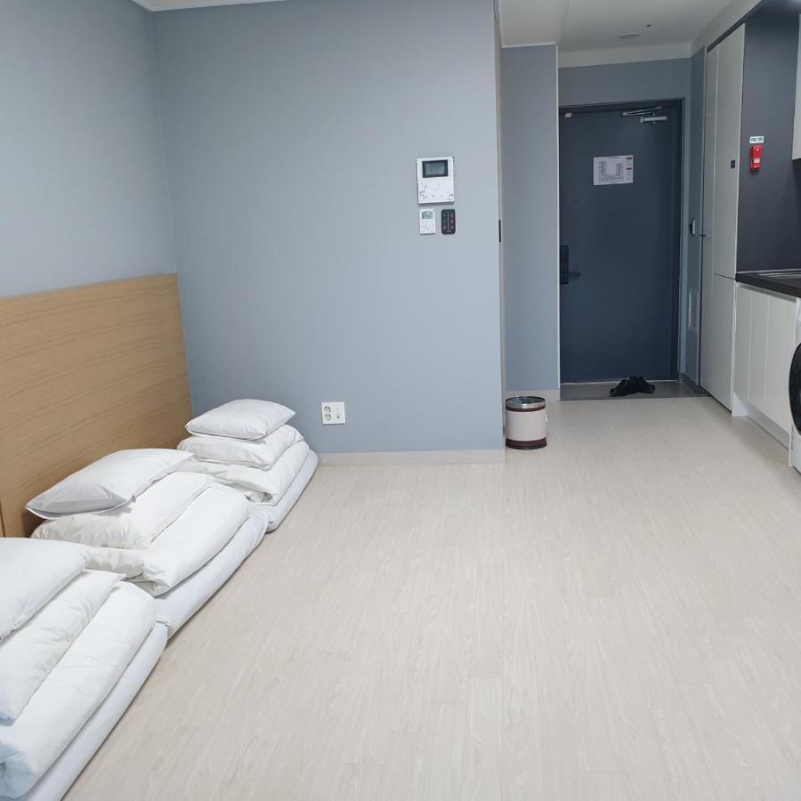 Yeosu Hotel First City Eksteriør billede