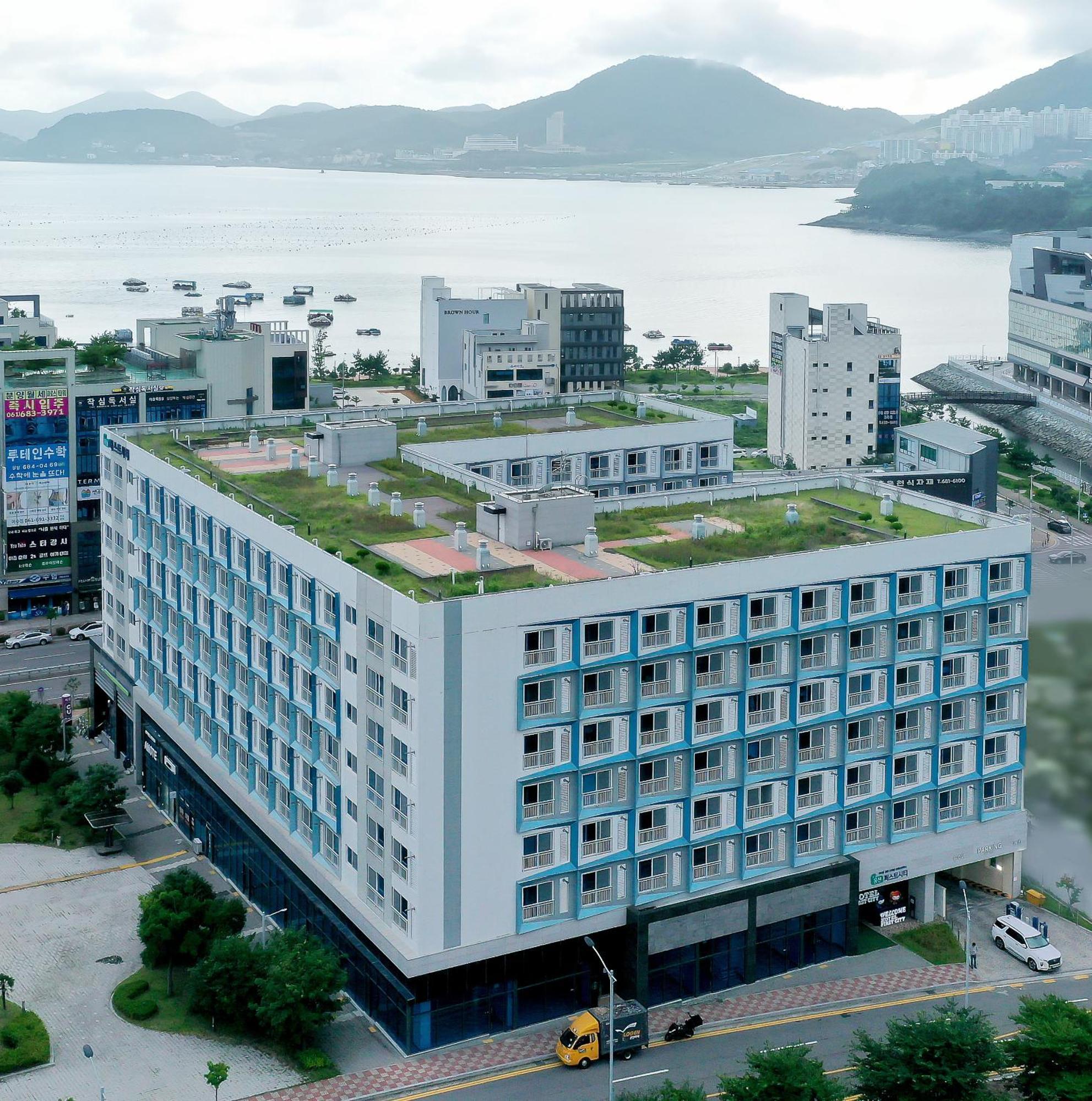 Yeosu Hotel First City Eksteriør billede