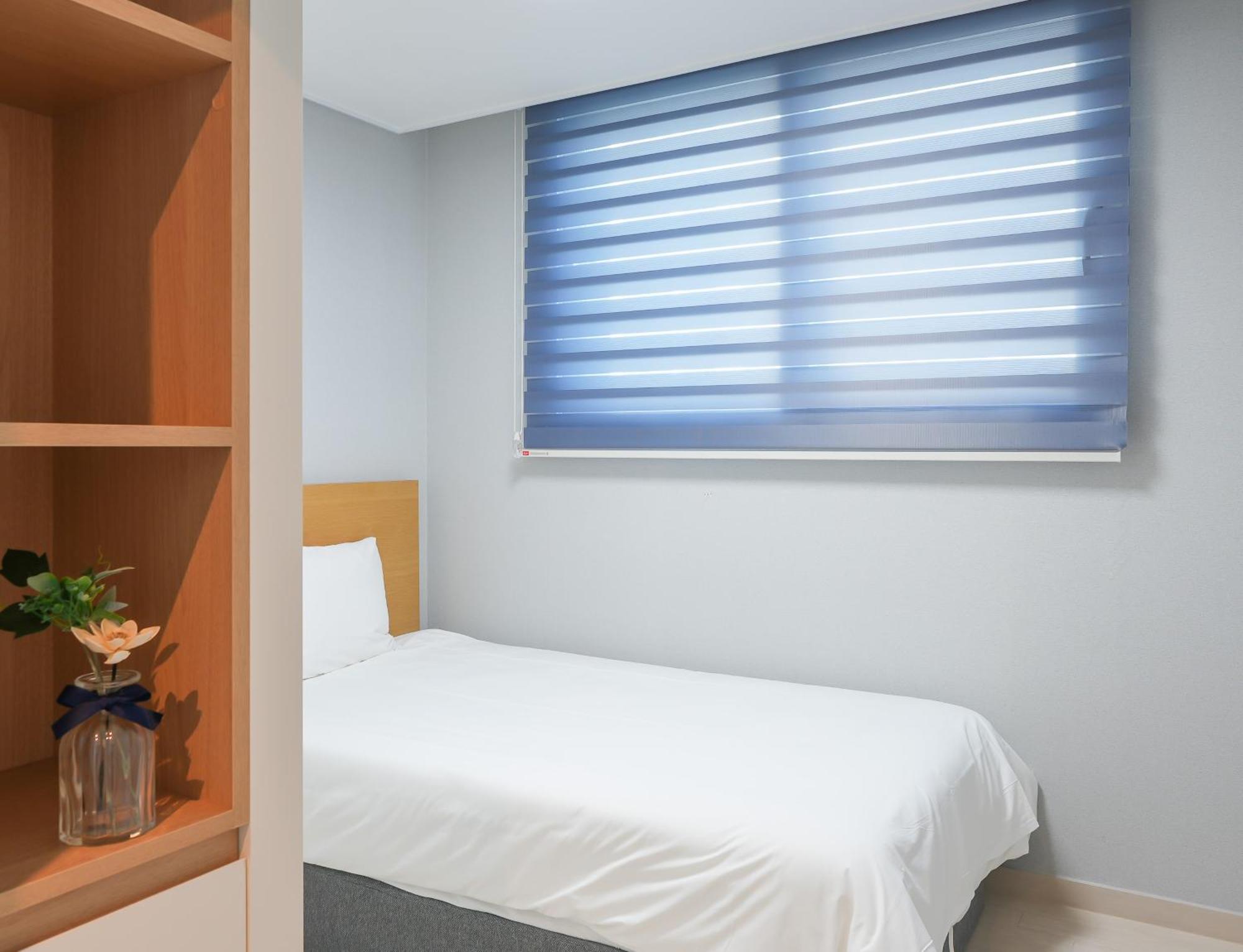 Yeosu Hotel First City Eksteriør billede