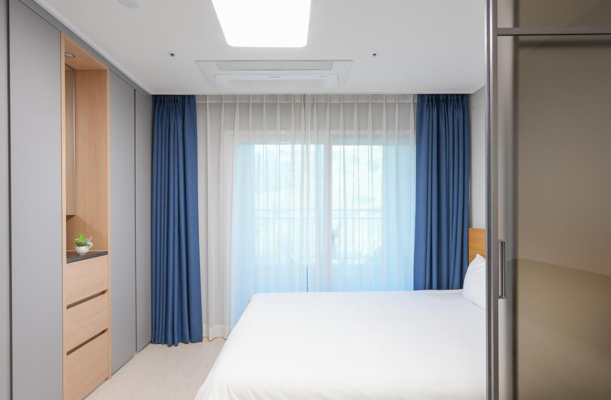 Yeosu Hotel First City Eksteriør billede